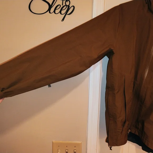 Outdoor Research Foray Gore-Tex Paclite Jacket (Large) - Picture 15 of 16